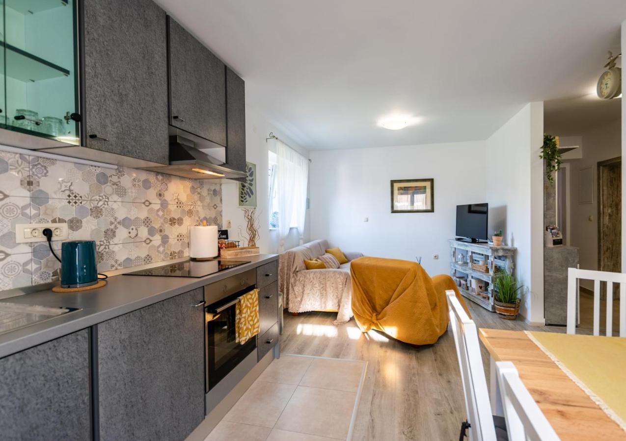 Apartman Tina Metković Buitenkant foto